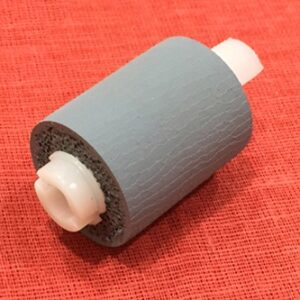 ROLLER, SEPARATION WITH HUB