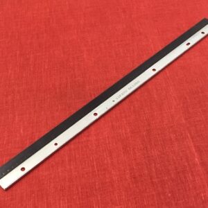 FUSER OIL METERING BLADE