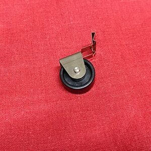 FUSER EXIT ROLLER ASSEMBLY - ORIGINAL