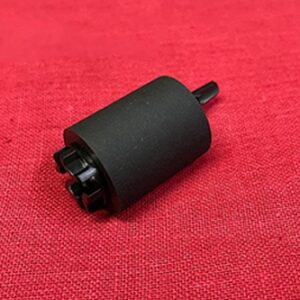 PAPER PICK-UP ROLLER WITH HUB